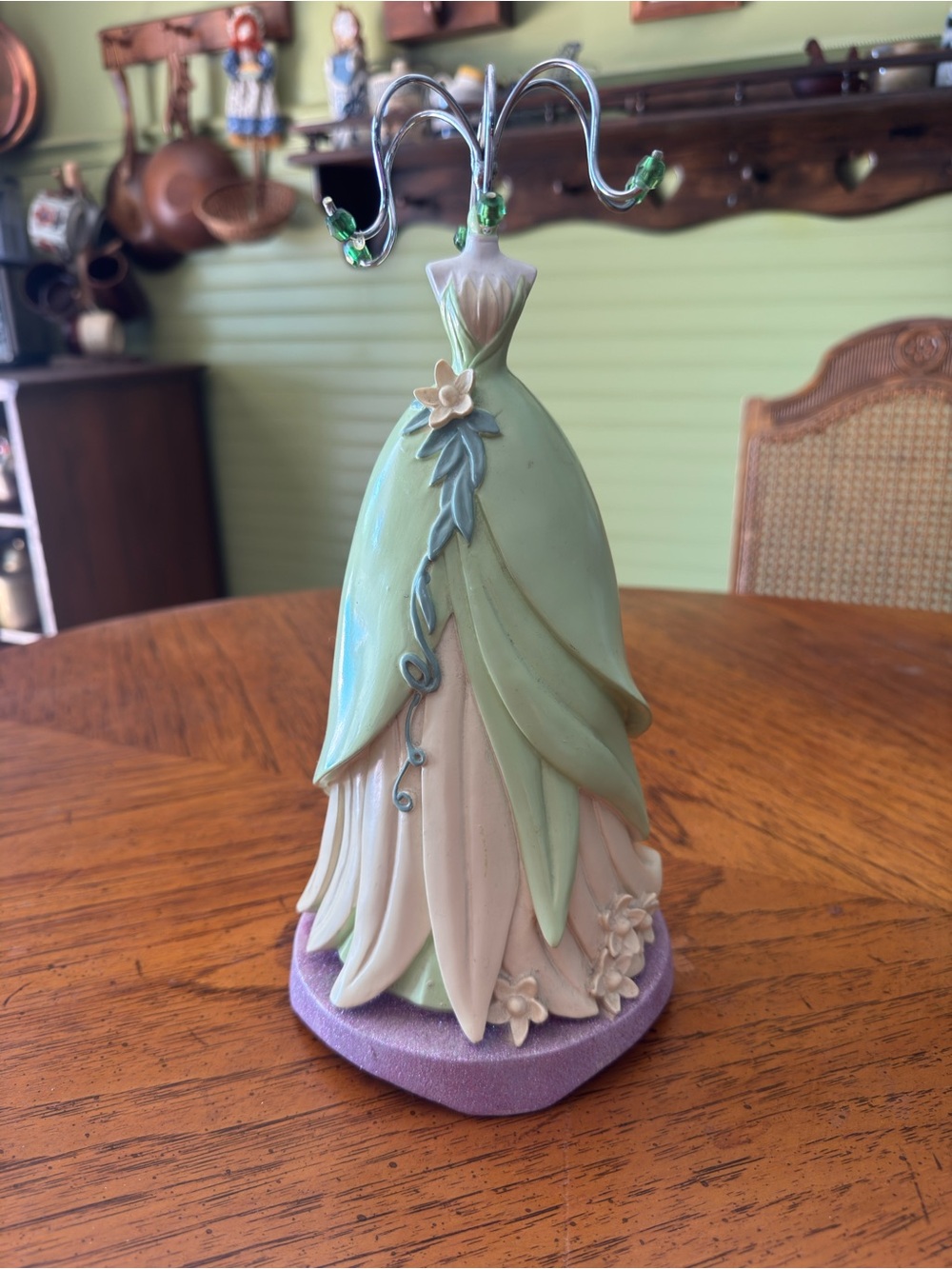Florals & Vine Green Dress Jewelry Holder
